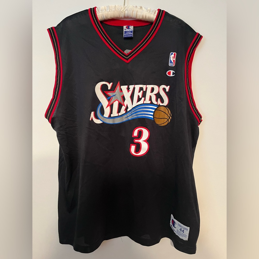 VINTAGE CHAMPION SIXERS #3 IVERSON JERSEY. EXCELLENT CONDITION SIZE LARGE 44 🏀